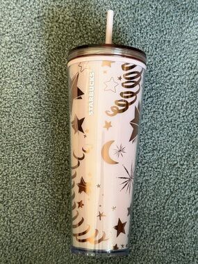 Starbucks "Enchanted Forest" tumbler. Holiday 2022 collection. 24 oz (Venti).